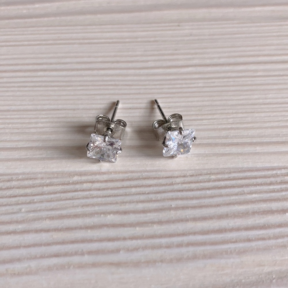 Cubic Zirconia Studs